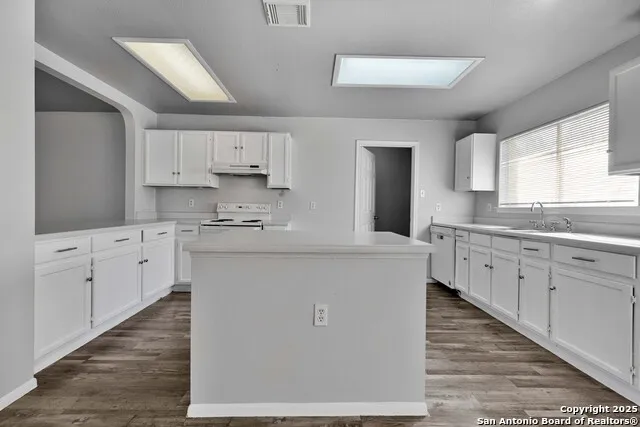 7011 Autumn Park San Antonio, TX 78249