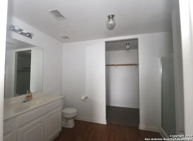 5810 Wildcat Canyon San Antonio, TX 78252