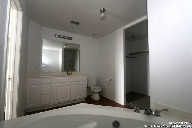 5810 Wildcat Canyon San Antonio, TX 78252
