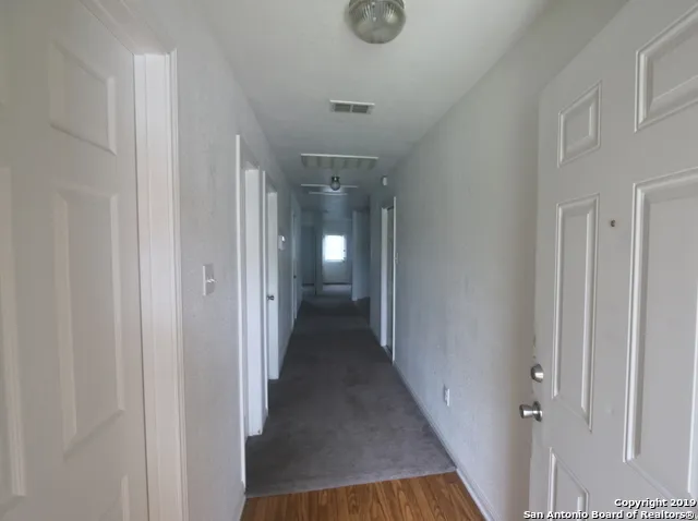 5810 Wildcat Canyon San Antonio, TX 78252