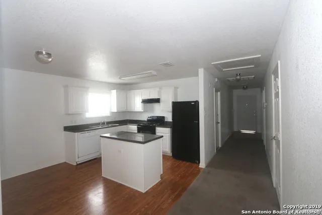 5810 Wildcat Canyon San Antonio, TX 78252
