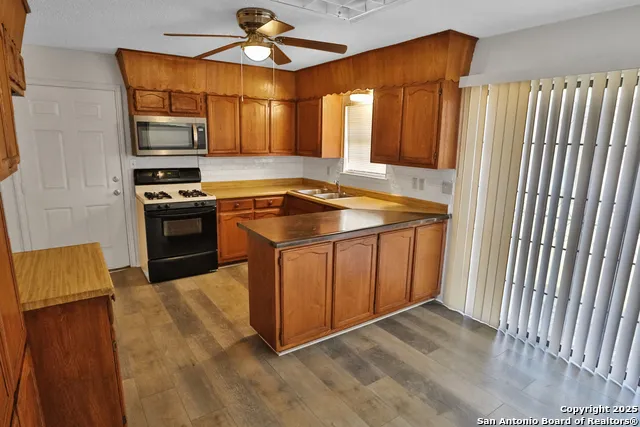 215 Birchwood Dr San Antonio, TX 78213