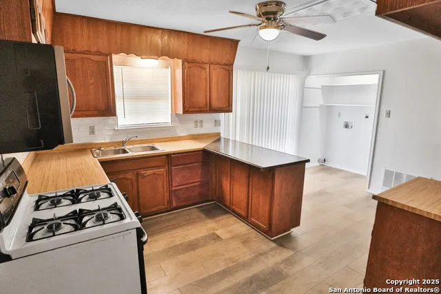 215 Birchwood Dr San Antonio, TX 78213