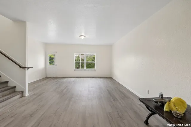6102 BEAR MDW San Antonio, TX 78222