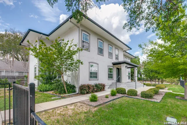 488 E Olmos Unit 1 Olmos Park, TX 78212