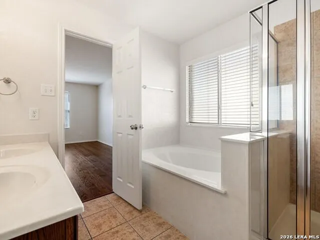 3918 TEXAS HAWTHORN San Antonio, TX 78261