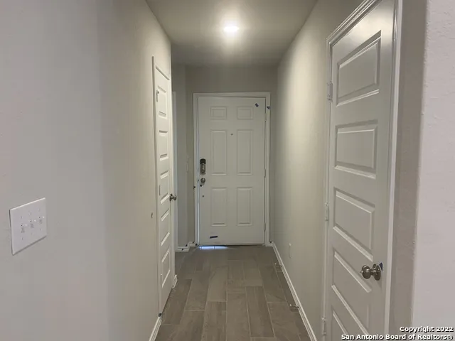 2172 Darst Dr Seguin, TX 78155