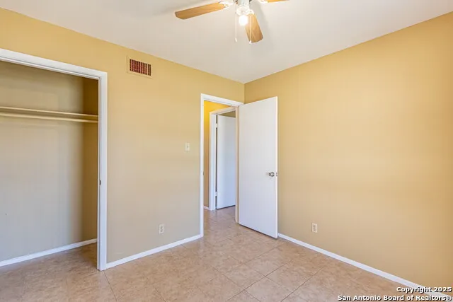 4414 Valleybrook San Antonio, TX 78238