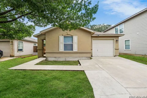 323 Amberdale Oak