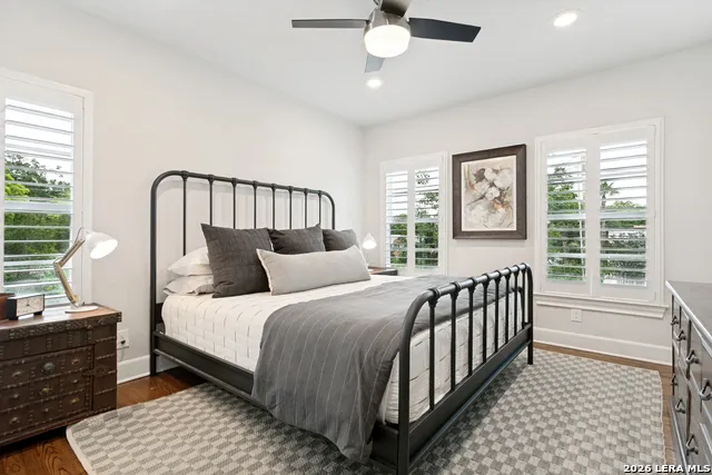 488 E Olmos Unit 3 Olmos Park, TX 78212