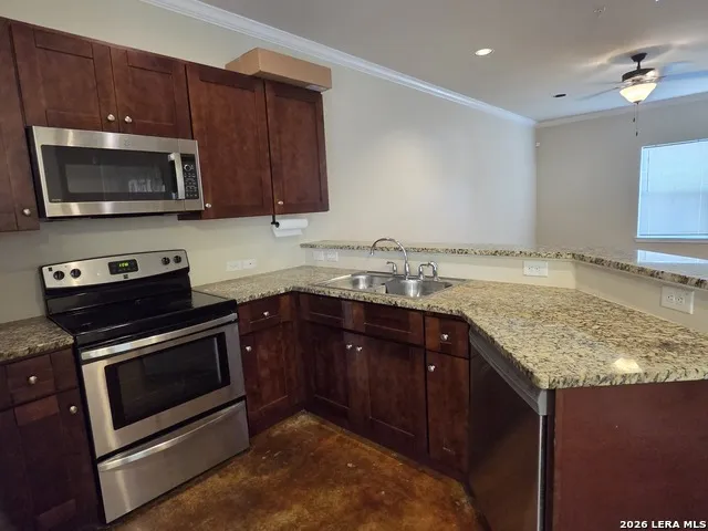 610 Meadow Arbor Ln Unit 2 Universal City, TX 78148