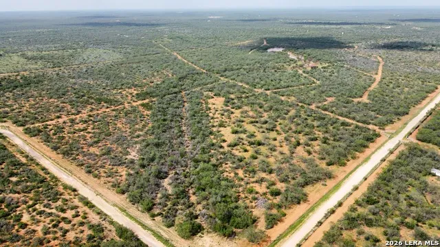 1365 Ranch Road 6252B Laredo, TX 78045