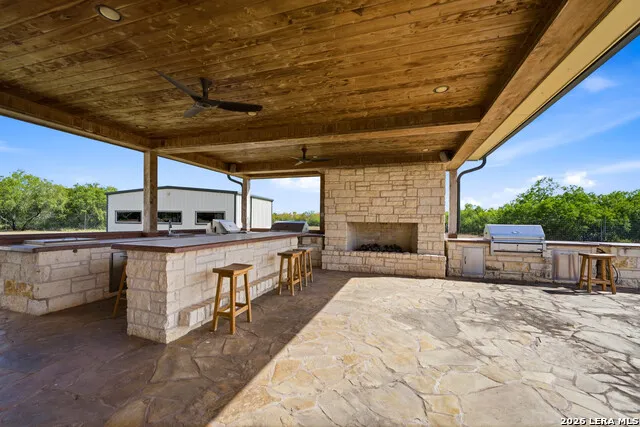 5775 County Road 308 Orange Grove, TX 78373