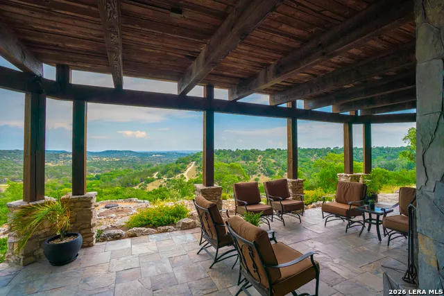 225 Valley View Dr Comfort, TX 78013