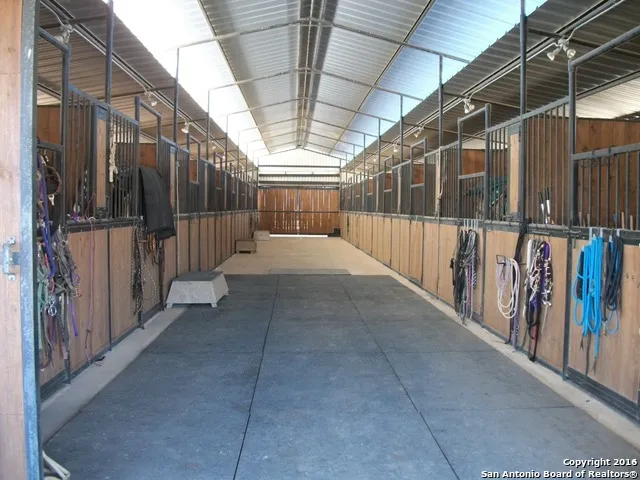 11217 FM 470 Tarpley, TX 78883
