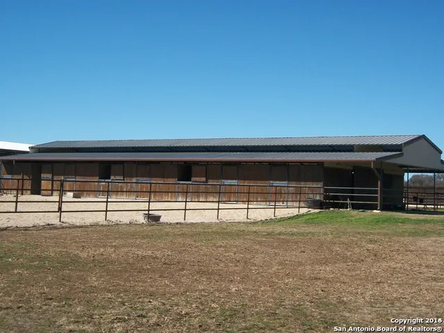11217 FM 470 Tarpley, TX 78883