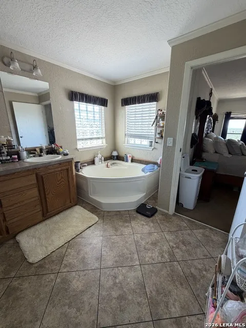129 Sd 23043 Rocksprings, TX 78880