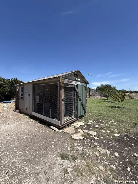 129 Sd 23043 Rocksprings, TX 78880