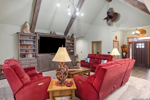 195 Kamira Drive Kerrville, TX 78028