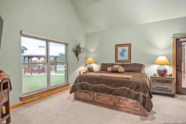 195 Kamira Drive Kerrville, TX 78028