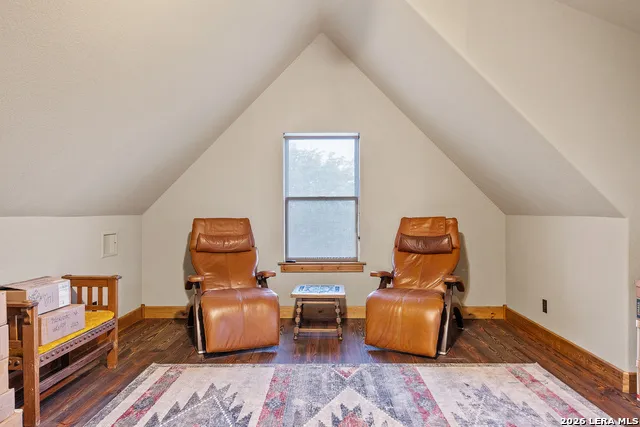 195 Kamira Drive Kerrville, TX 78028