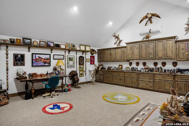 195 Kamira Drive Kerrville, TX 78028