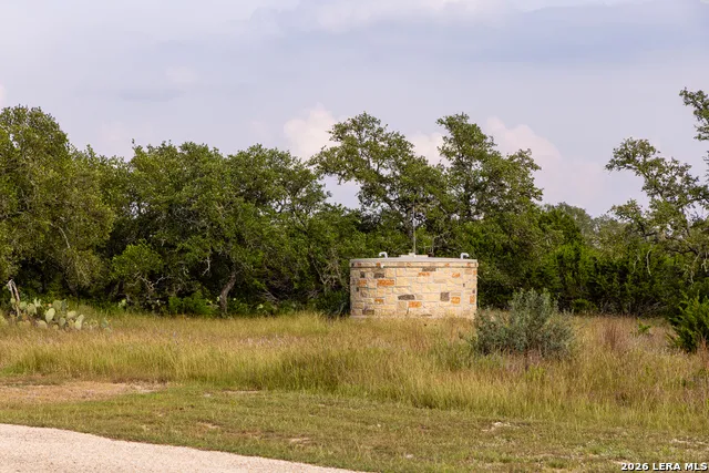 195 Kamira Drive Kerrville, TX 78028