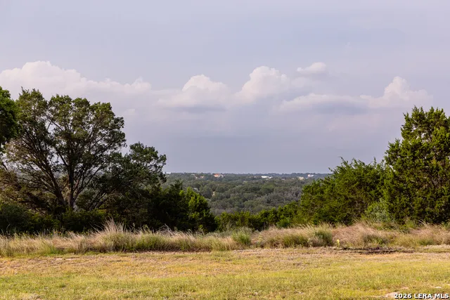 195 Kamira Drive Kerrville, TX 78028
