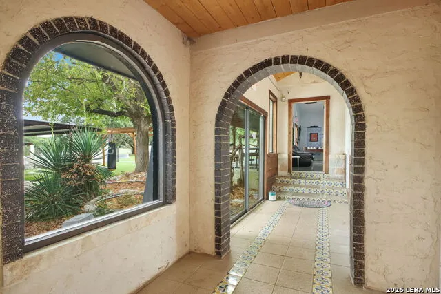 319 LOS INDIOS RD Boerne, TX 78006