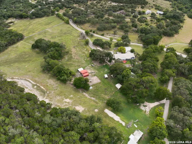 319 LOS INDIOS RD Boerne, TX 78006