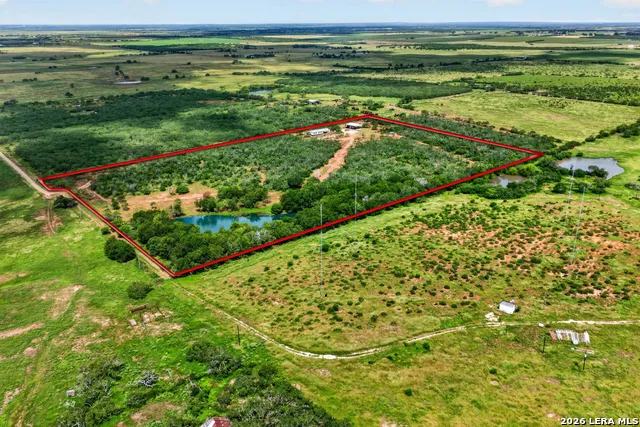 622 County Road 460 Stockdale, TX 78160
