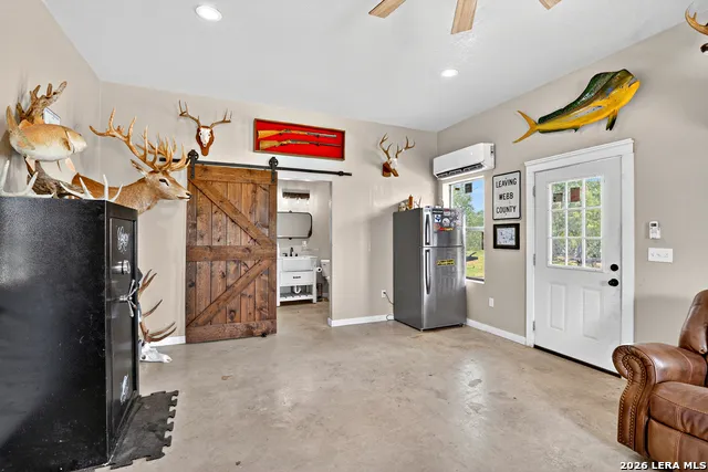 622 County Road 460 Stockdale, TX 78160