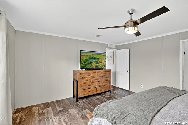 622 County Road 460 Stockdale, TX 78160