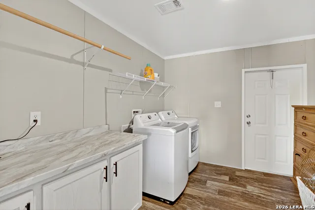 622 County Road 460 Stockdale, TX 78160