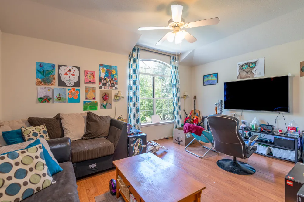 2909 Fleet Drive Austin, TX 78748
