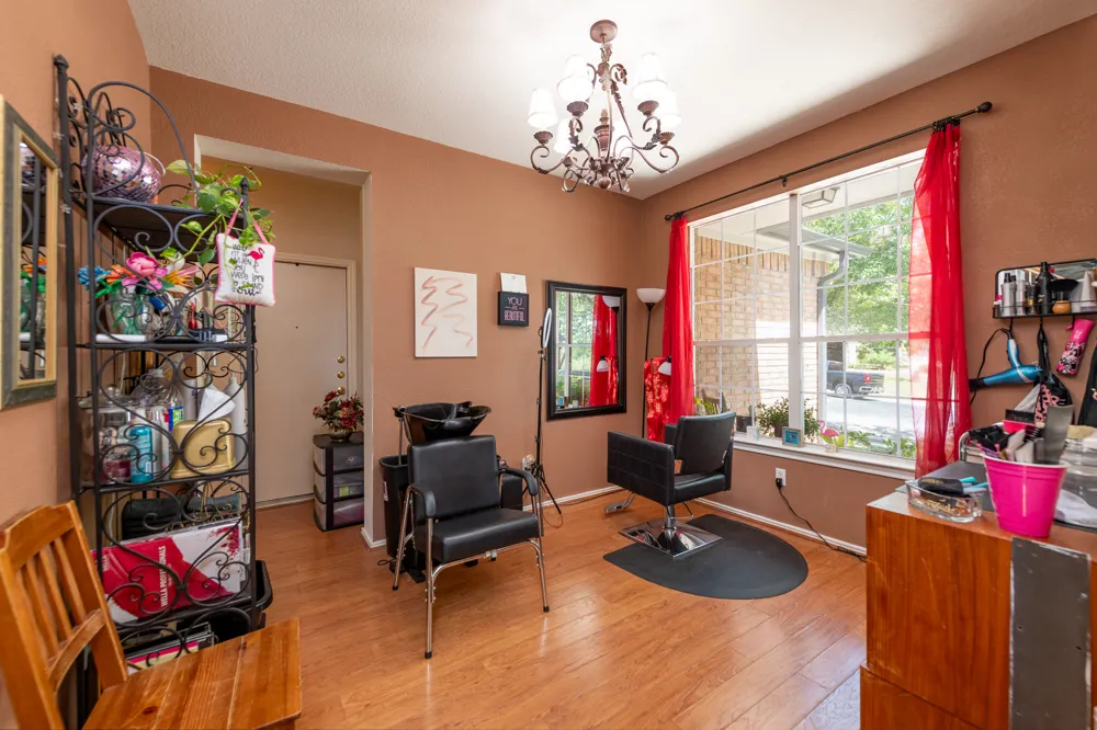2909 Fleet Drive Austin, TX 78748