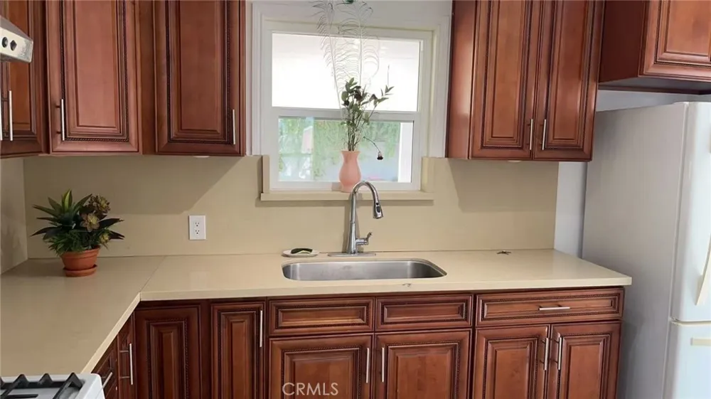 2016 Broadland Duarte, CA 91010