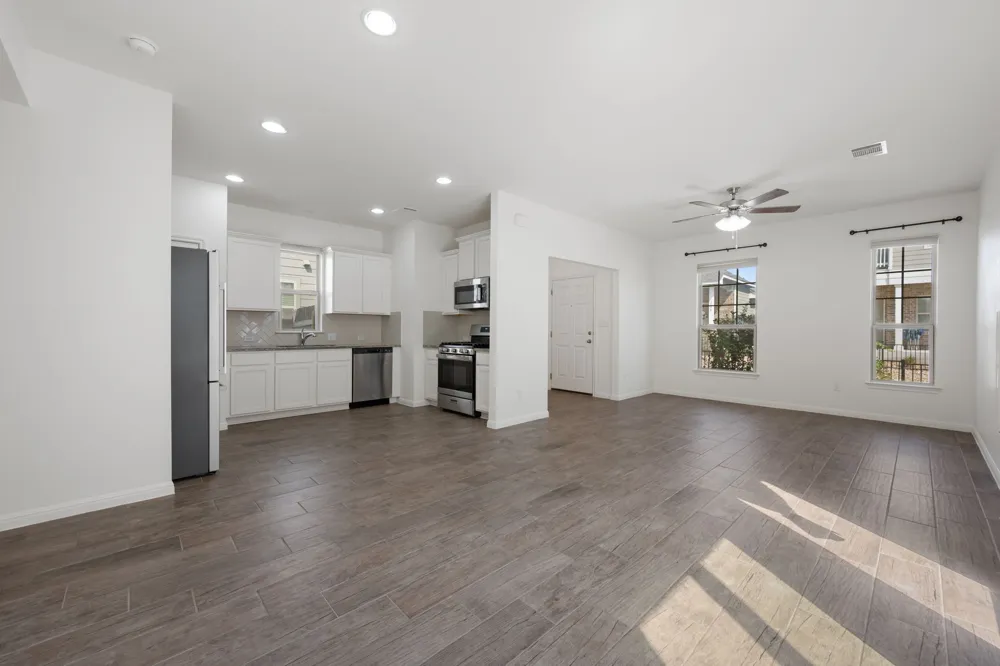 2805 Seneca Path #31 Leander, TX 78641