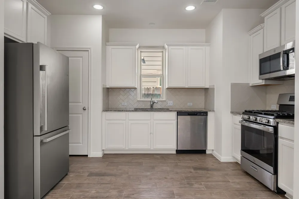 2805 Seneca Path #31 Leander, TX 78641