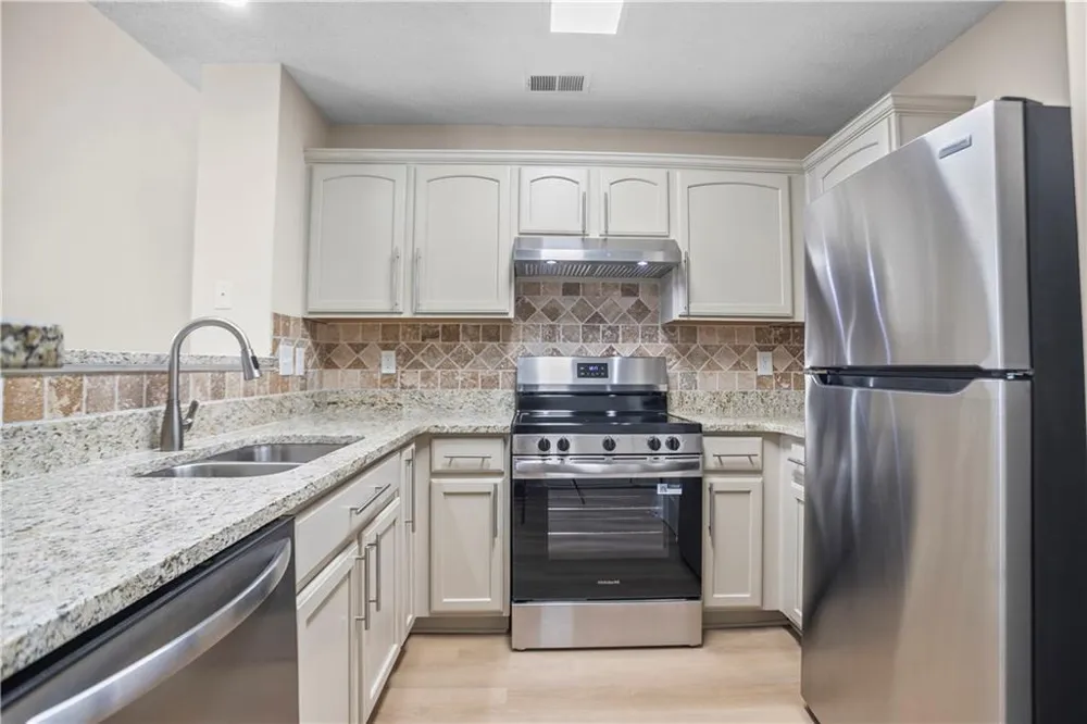 184 DARBYS CROSSING COURT Hiram, GA 30141