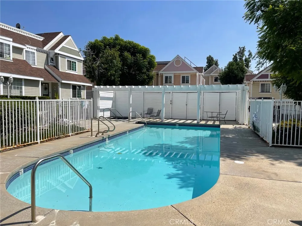 13750 Hubbard Sylmar, CA 91342