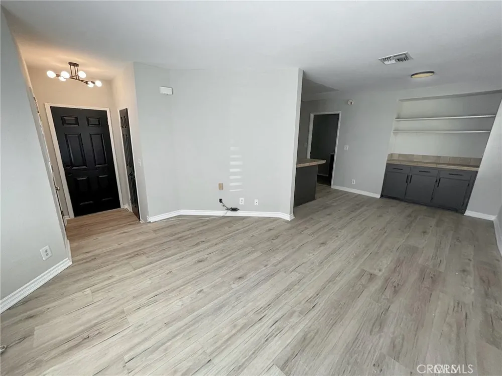 13750 Hubbard Sylmar, CA 91342