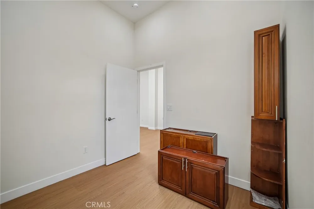 1844 Atlantic Avenue Long Beach, CA 90806