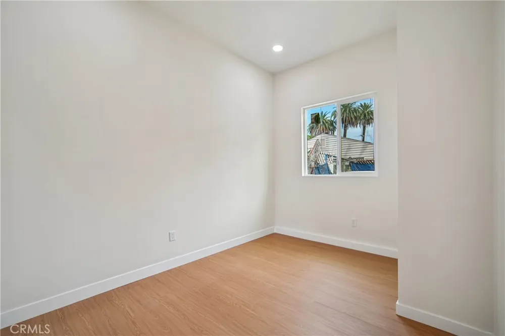 1844 Atlantic Avenue Long Beach, CA 90806