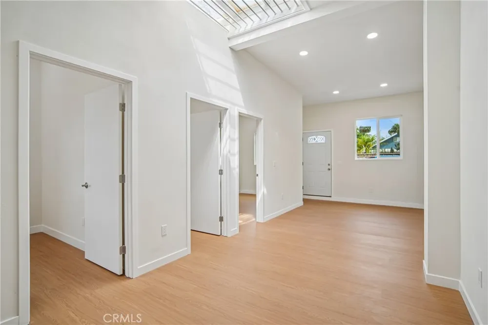 1844 Atlantic Avenue Long Beach, CA 90806