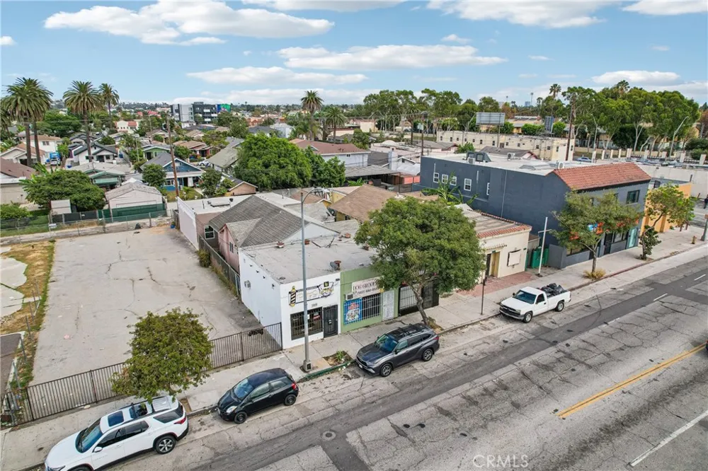 1844 Atlantic Avenue Long Beach, CA 90806
