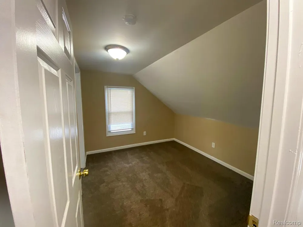 14142 Hubbell Street Detroit City, MI 48227