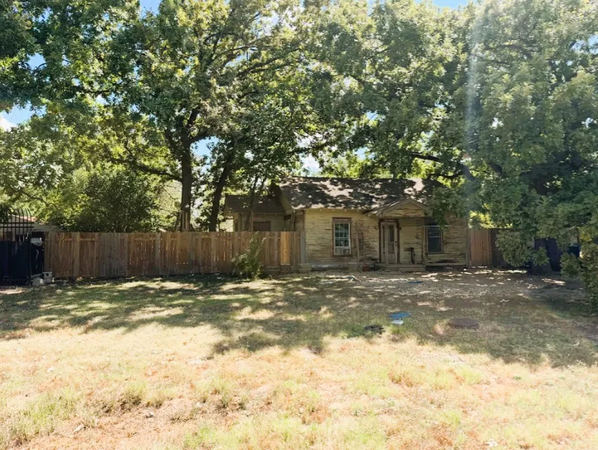 443 W Jackson Street Bartlett, TX 76511