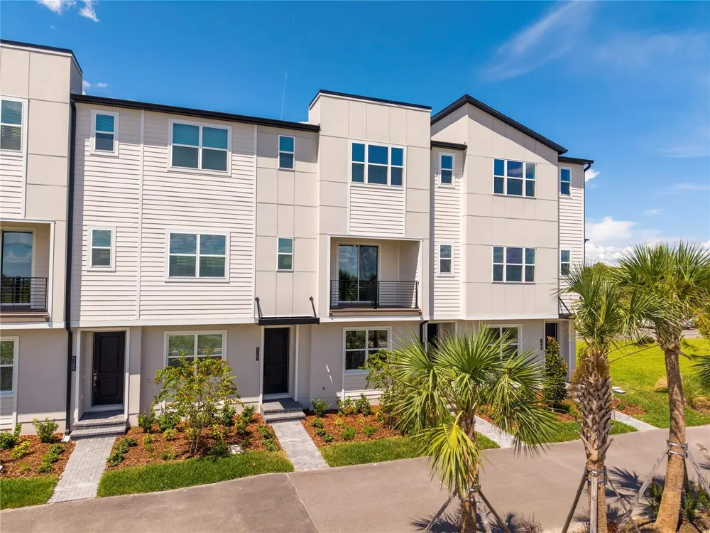 9313 LUMINARY BOULEVARD Orlando, FL 32827