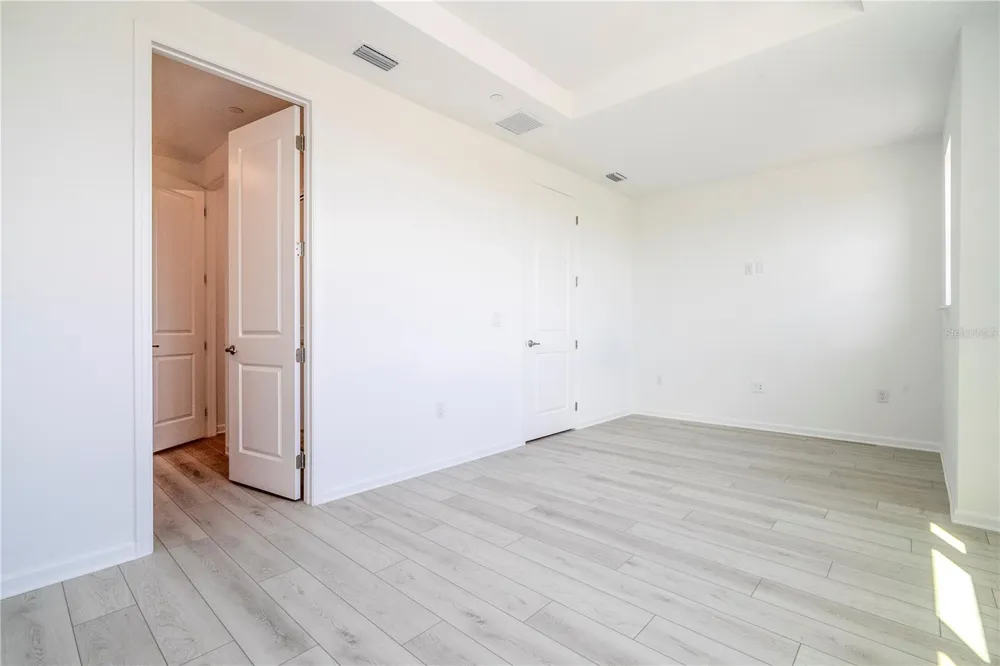 9313 LUMINARY BOULEVARD Orlando, FL 32827